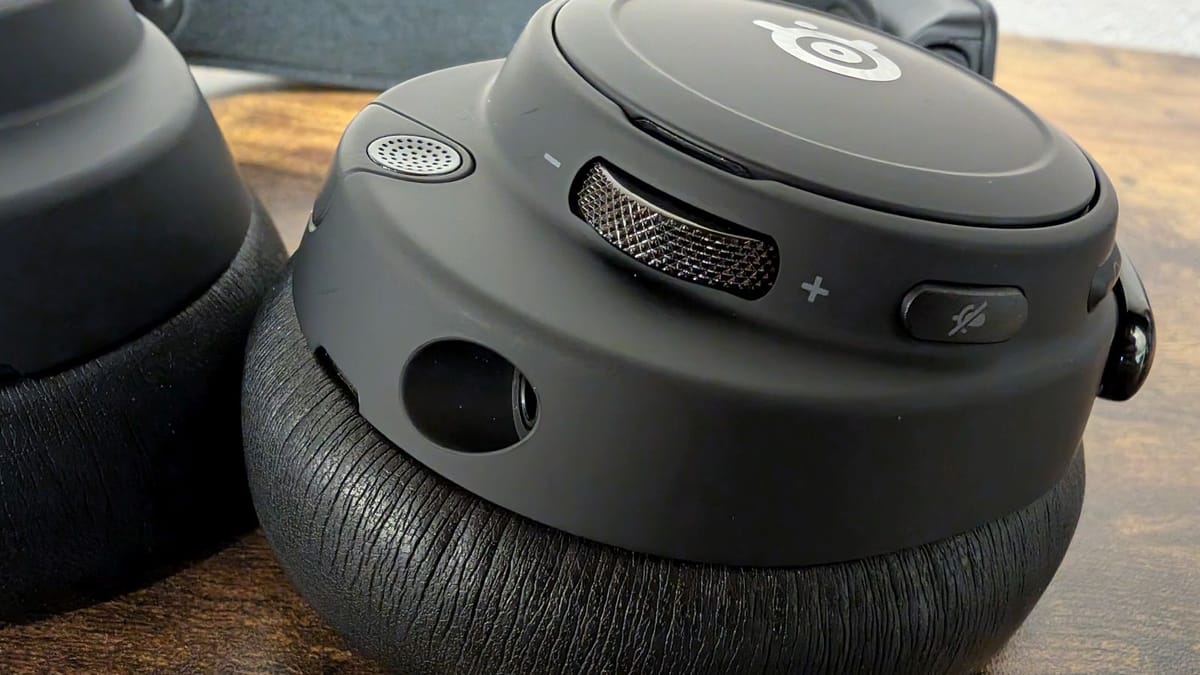 SteelSeries Arctis Nova Elite wireless headset review