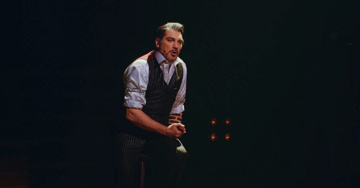 Watch Paulo Szot Perform ‘His Kiss, the Riot’ in Broadway’s Hadestown