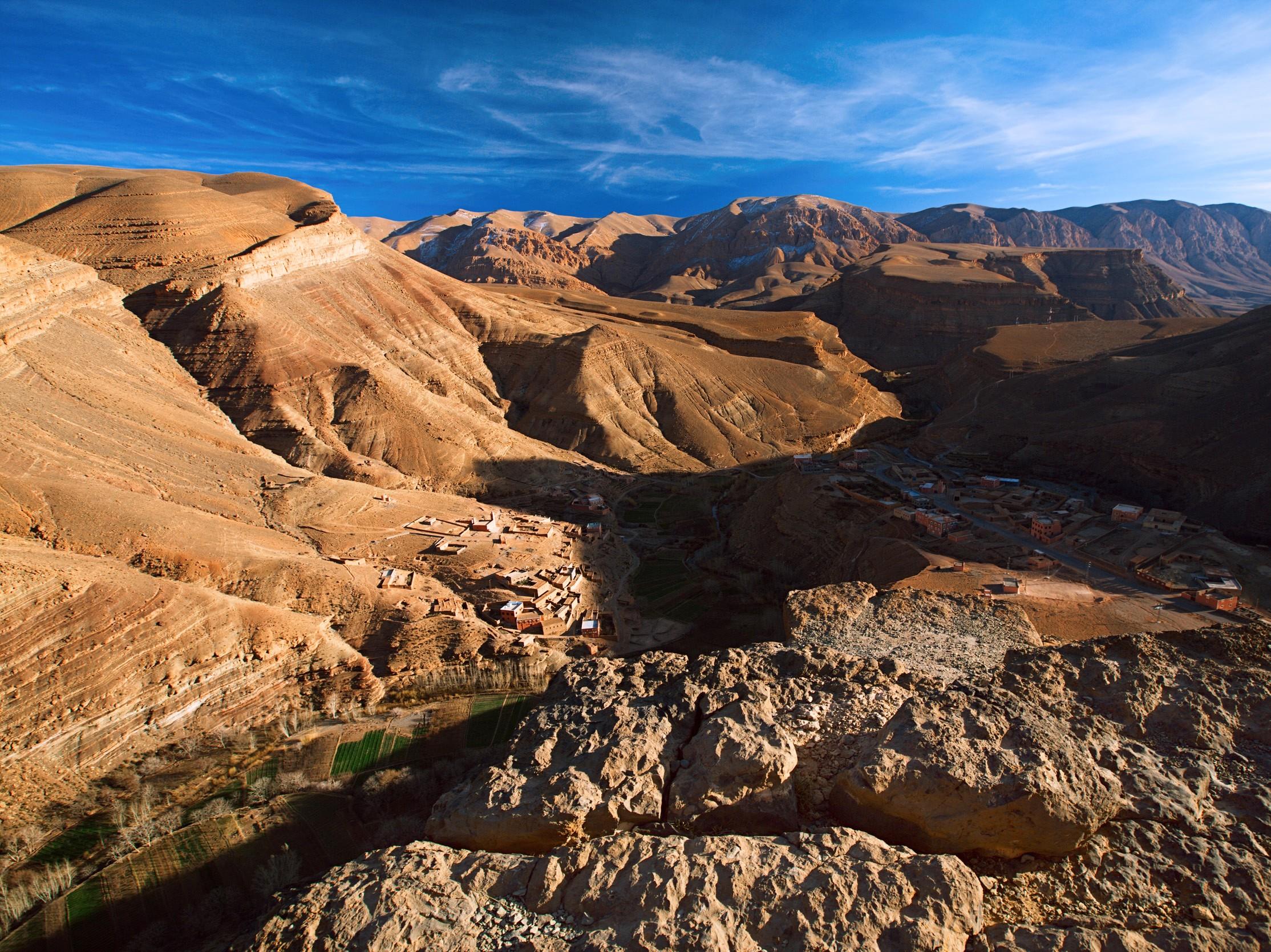 Ancient microbes left wrinkles in deep seafloor rocks