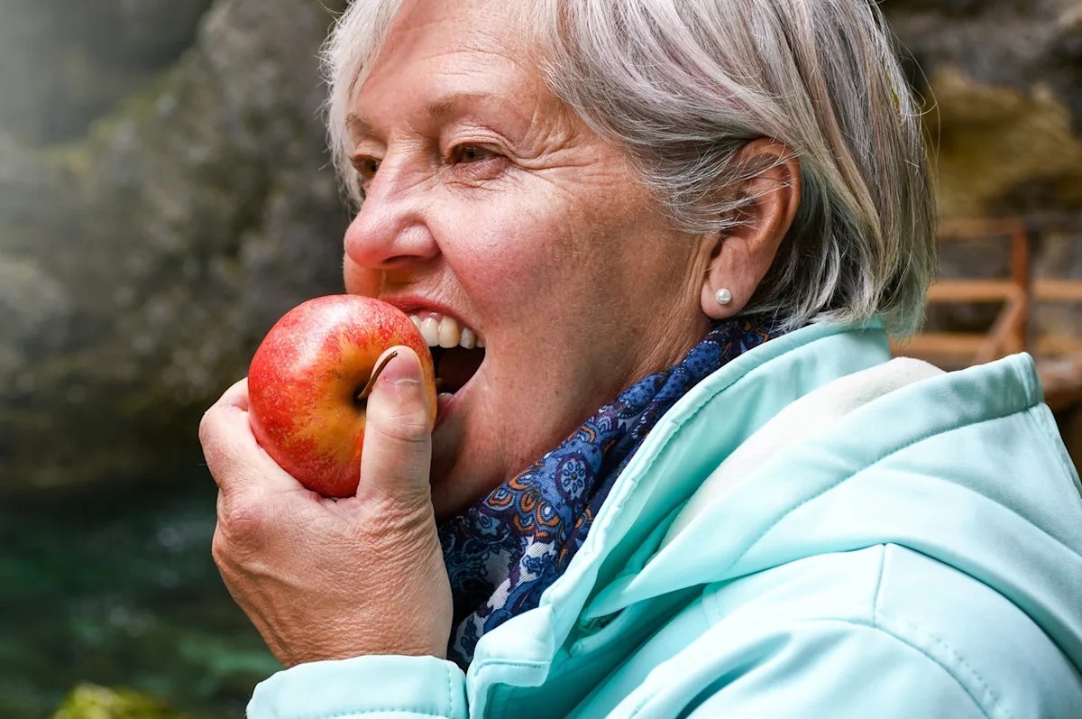 Your Choice Of Afternoon Snack Could Increase Your Risk Of Dementia
