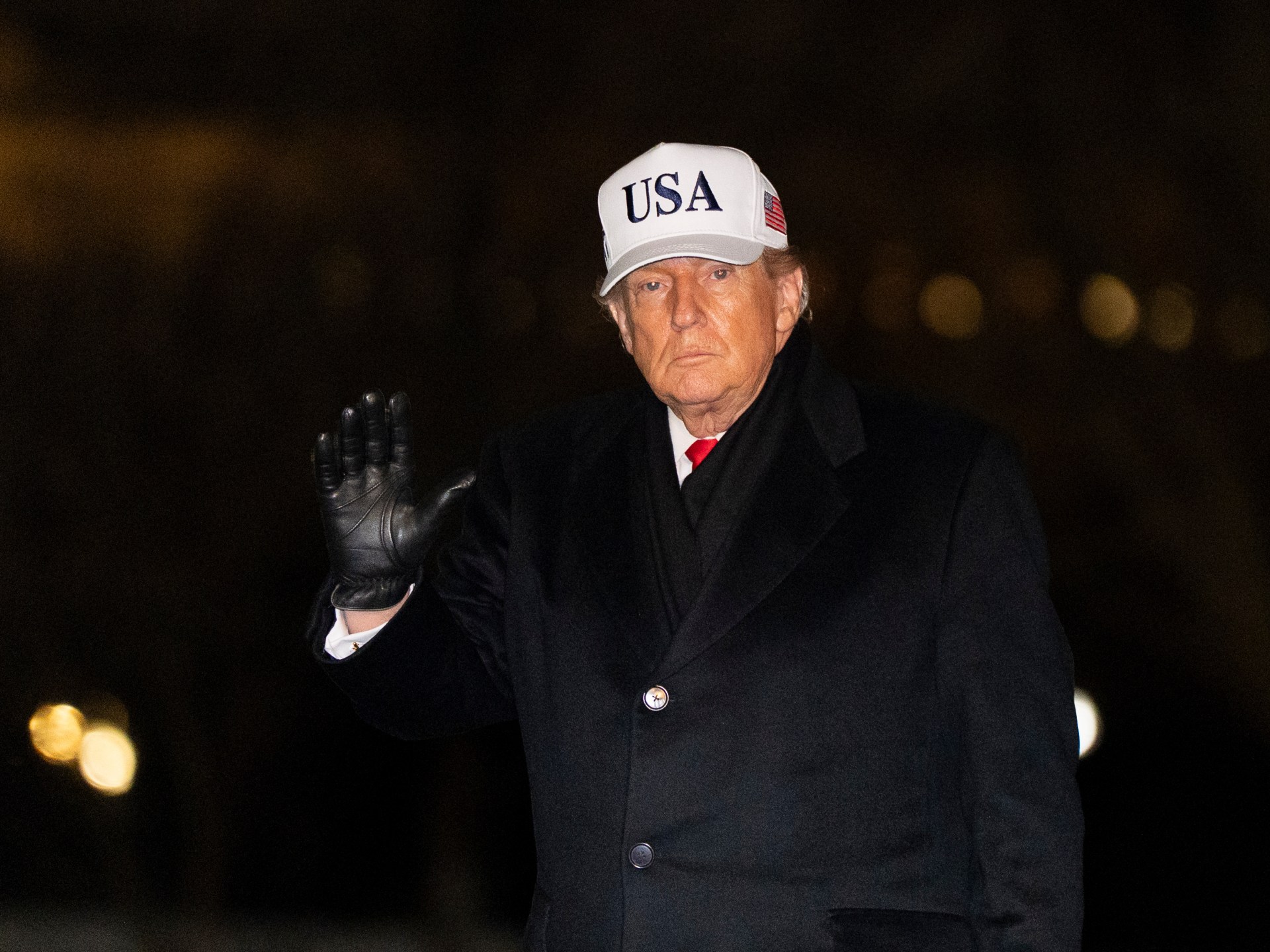 Trump reiterates threat of military action with demand for Iran deal | Donald Trump News