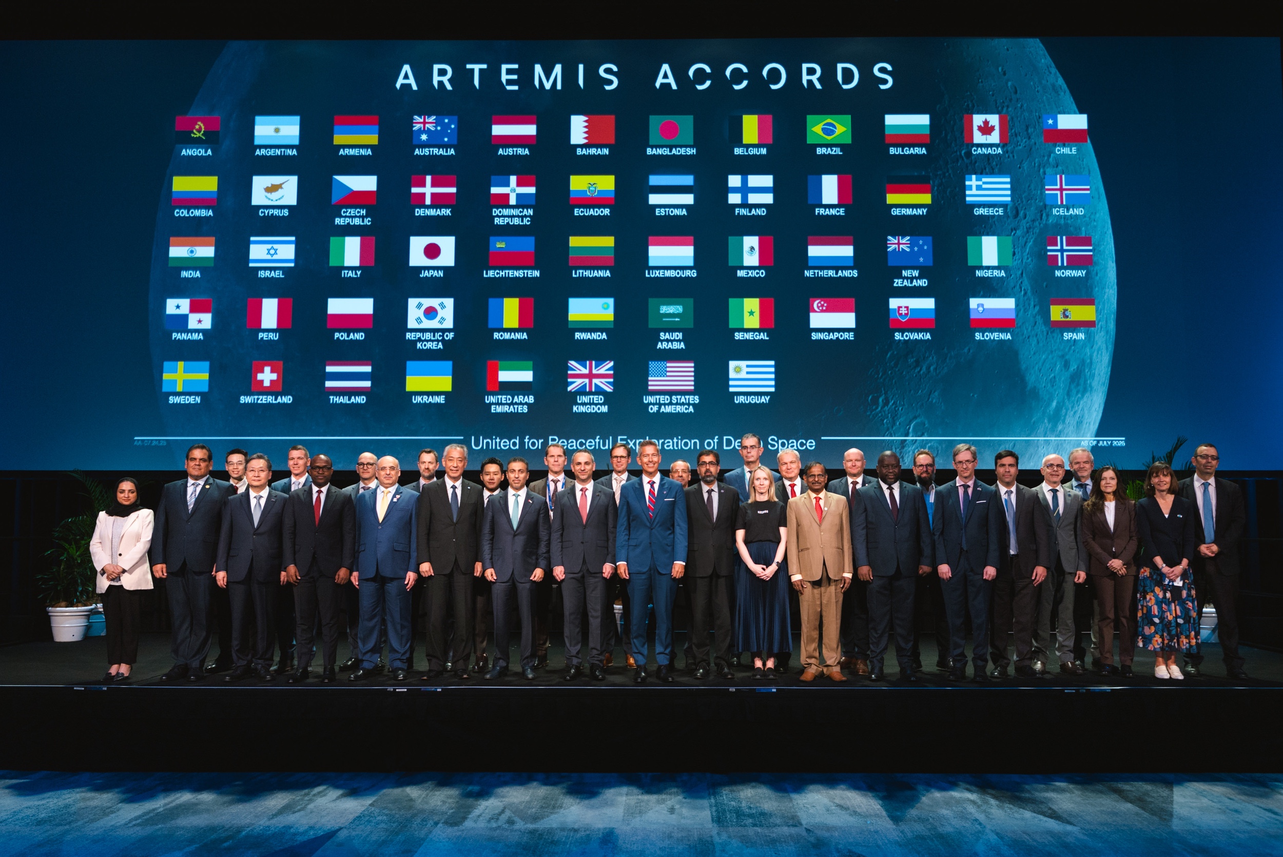 Oman signs Artemis Accords – SpaceNews