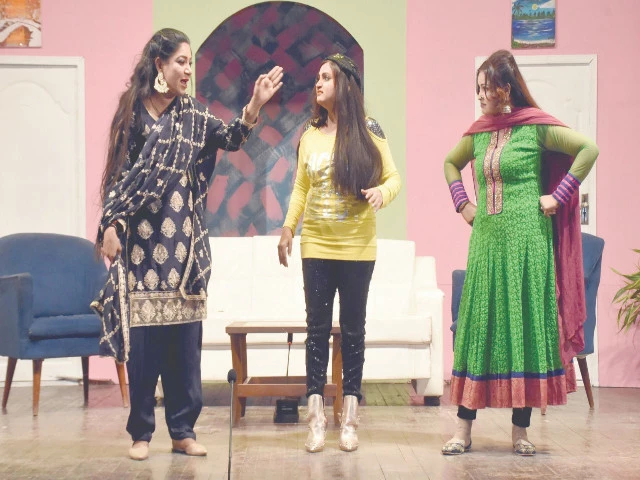 ‘Awami Theatre Festival 2026’ continues to attract citizens