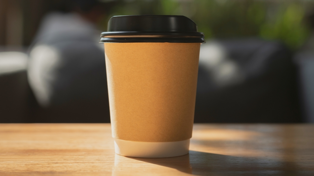 Takeaway Coffees May Contain Thousands of Microplastic Fragments, Study Warns : ScienceAlert