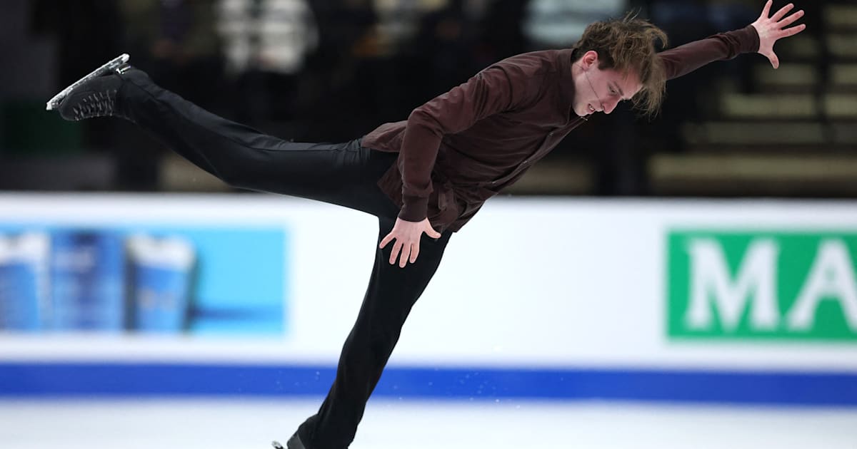 Nika Egadze eyeing first major title after topping men’s short program