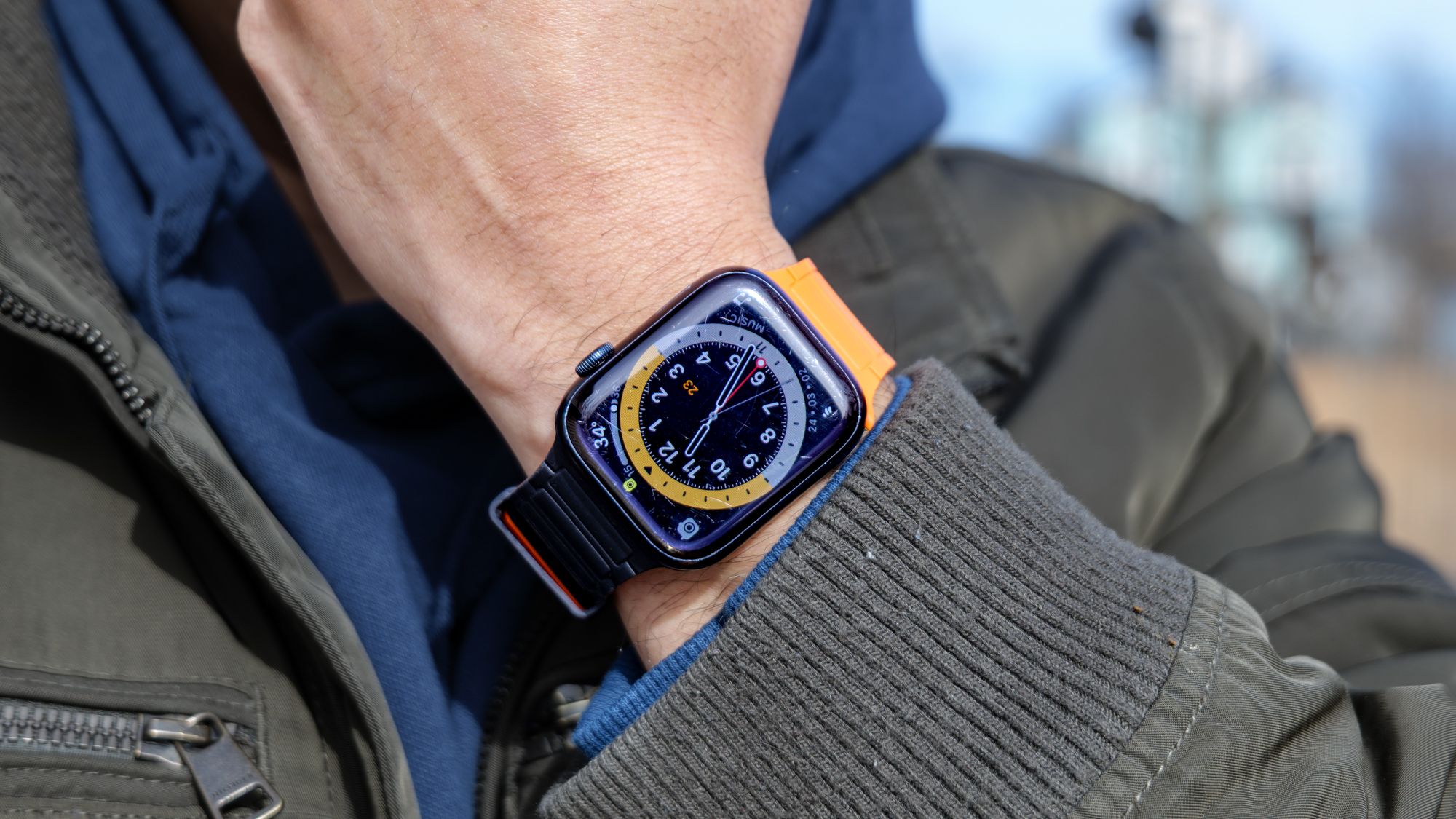 The best dumbphone is the one I’m already wearing on my wrist — and it made me return to life more