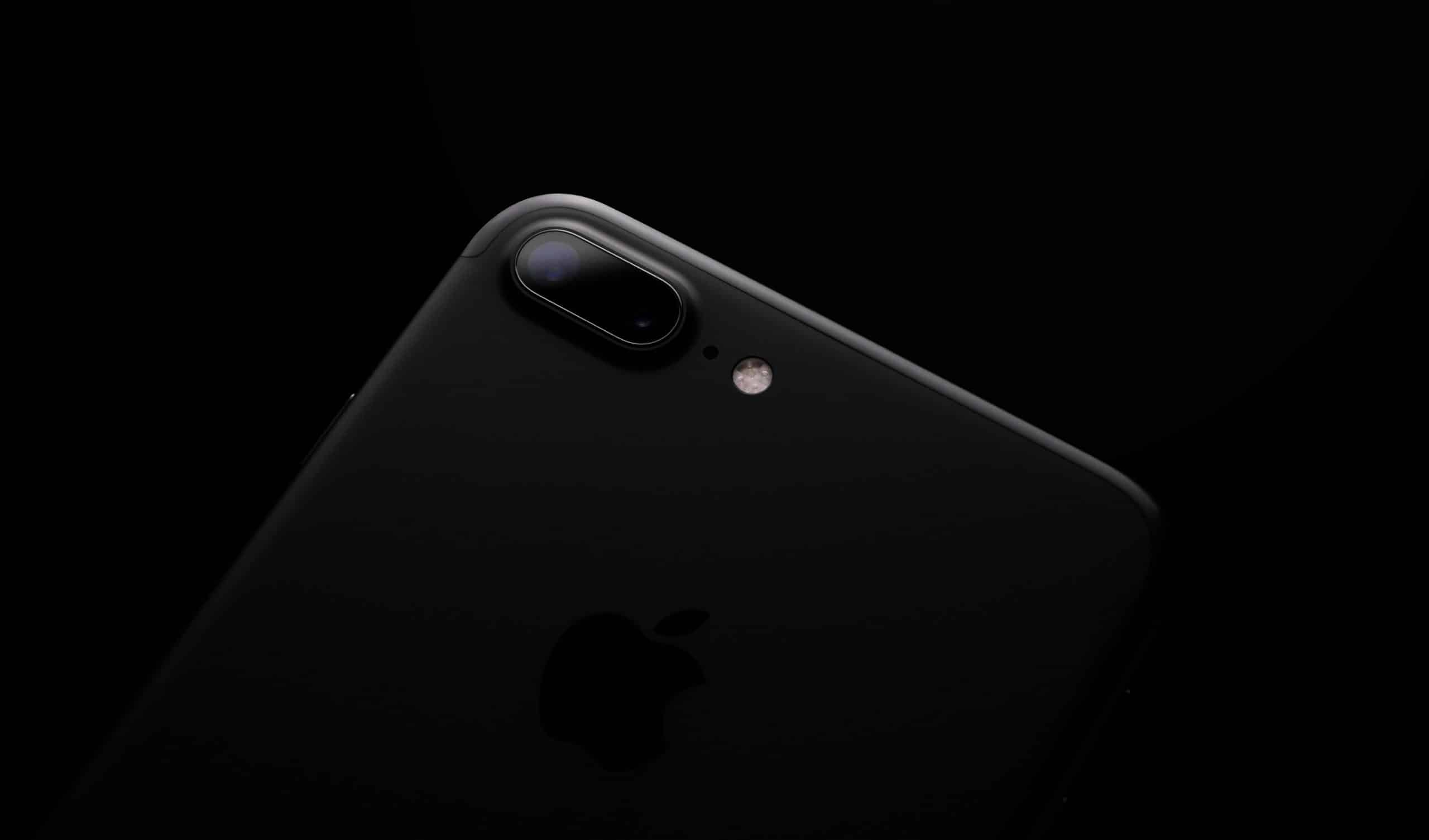 Rethink Giving Your Kids an iPhone