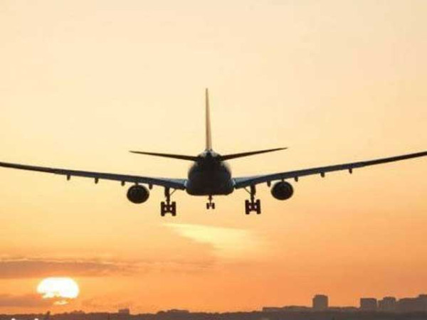 Flights disrupted at Karachi, Lahore airports due to adverse weather