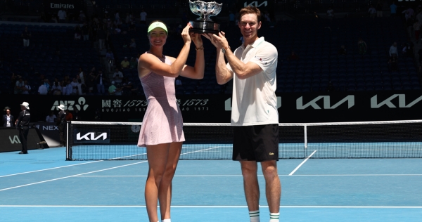 Gadecki and Peers claim back-to-back AO mixed doubles titles