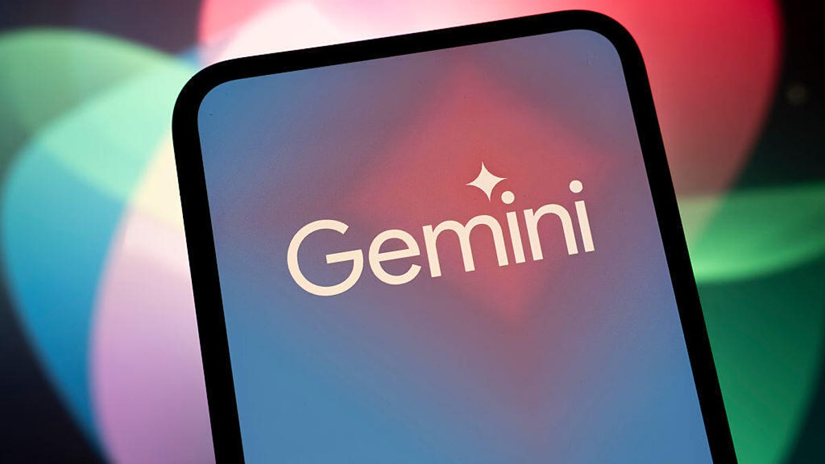 Apple Will Integrate Google Gemini AI With Siri in February, Report Says