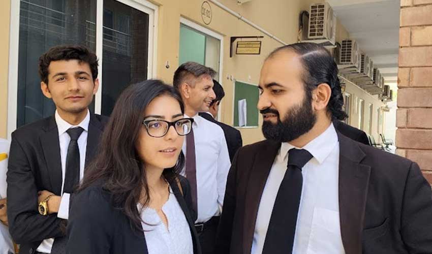 Arrest warrants issued for Imaan Mazari, husband