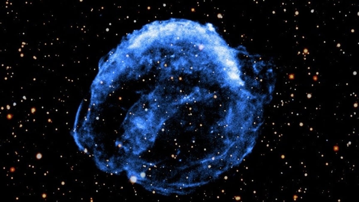 Watch a real supernova blast evolve over 25 years in new telescope video