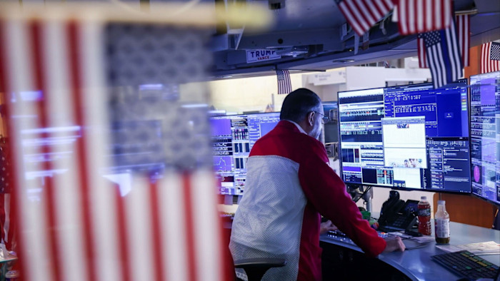 Investors bet on ‘hot’ US economy heading into midterm elections