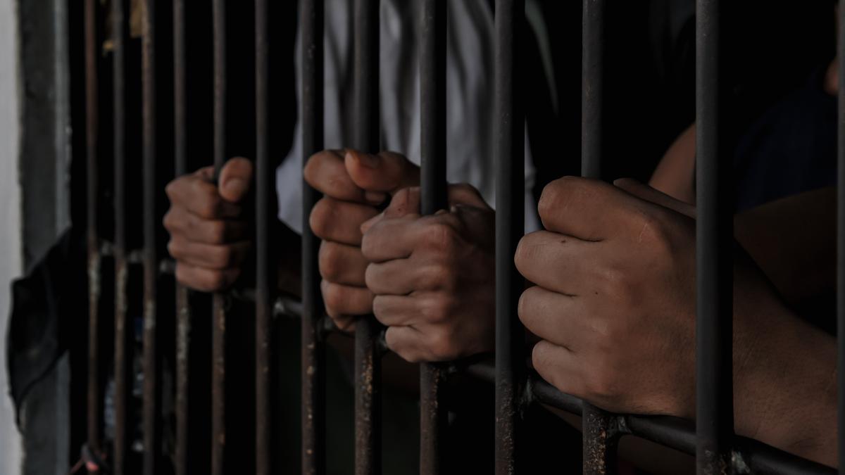 India asks Pakistan to expedite release of Indian prisoners in its custody