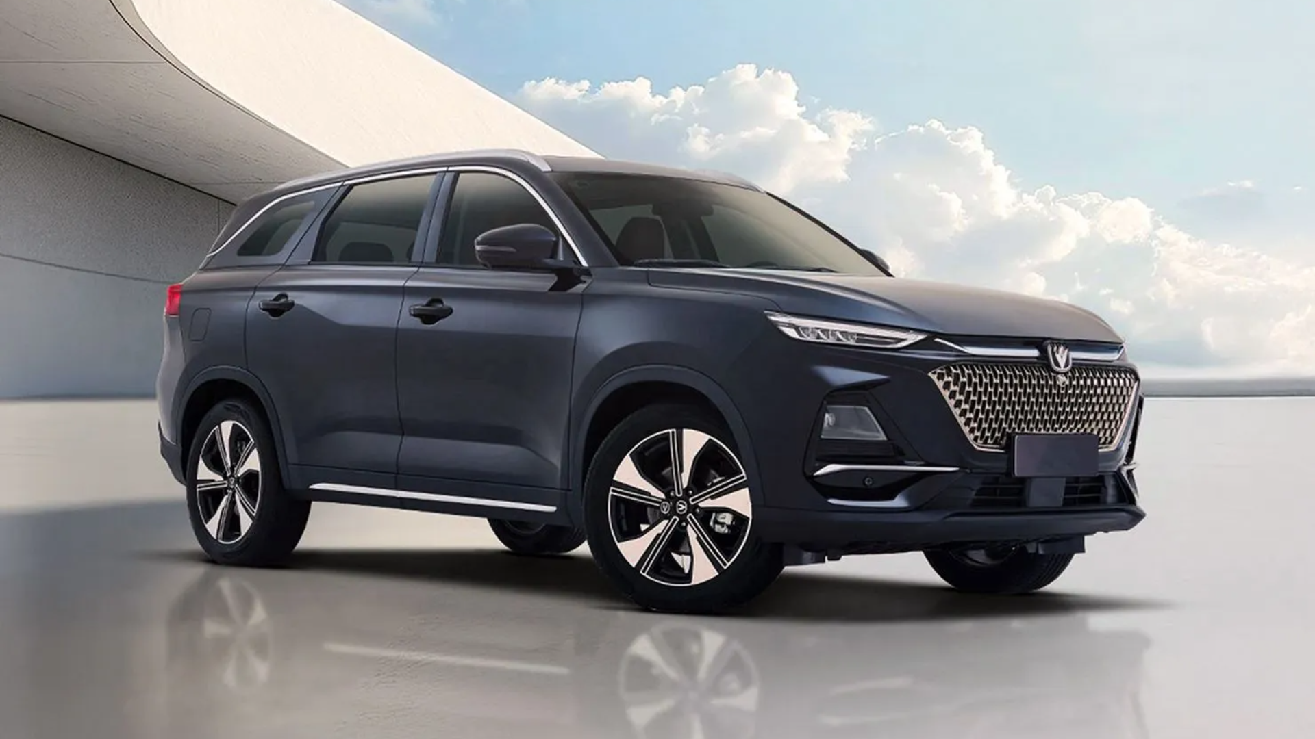 Chinese SUV sets Guinness World Record with 68.6-foot ice ramp jump