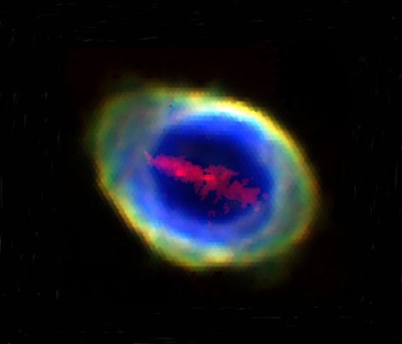 Astronomers Spot Surprising Iron ‘Bar’ at Heart of Ring Nebula