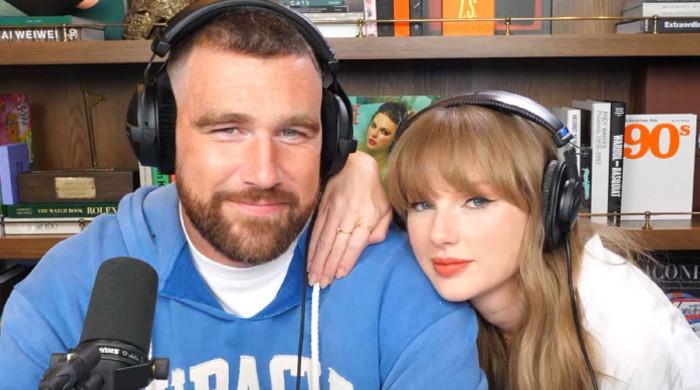 Travis Kelce plays coy about Taylor Swift’s special present