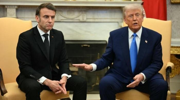 Trump shares messages from Macron offering G7 meeting after Davos