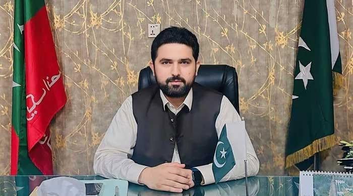 Islamabad court issues non-bailable arrest warrant for CM Afridi in cybercrime case