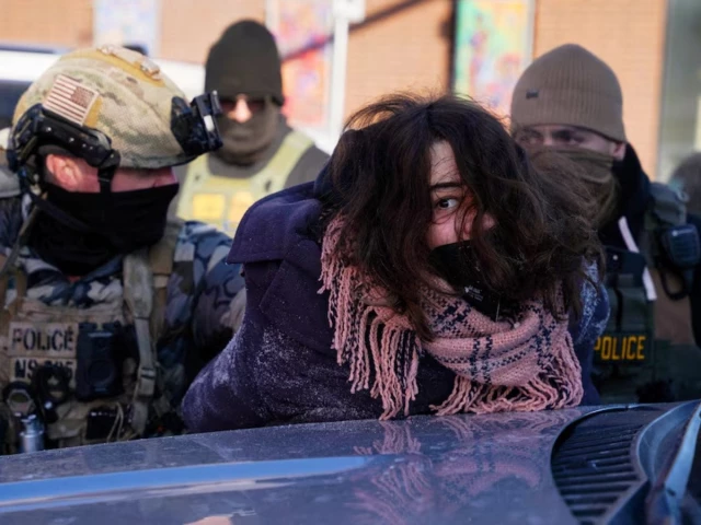 Federal immigration agents fatally shoot second person in Minneapolis