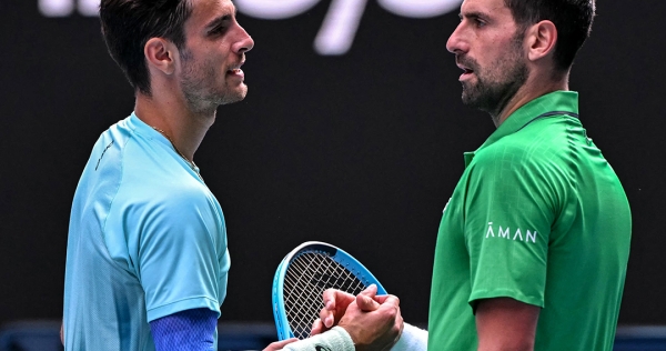 Djokovic through to final four after Musetti retires at AO 2026