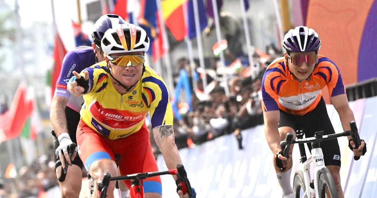 Luke Mudgway wins Stage 2 to retain overall lead