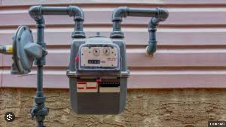 Material crisis for new connections in SNGC Lahore region intensifies