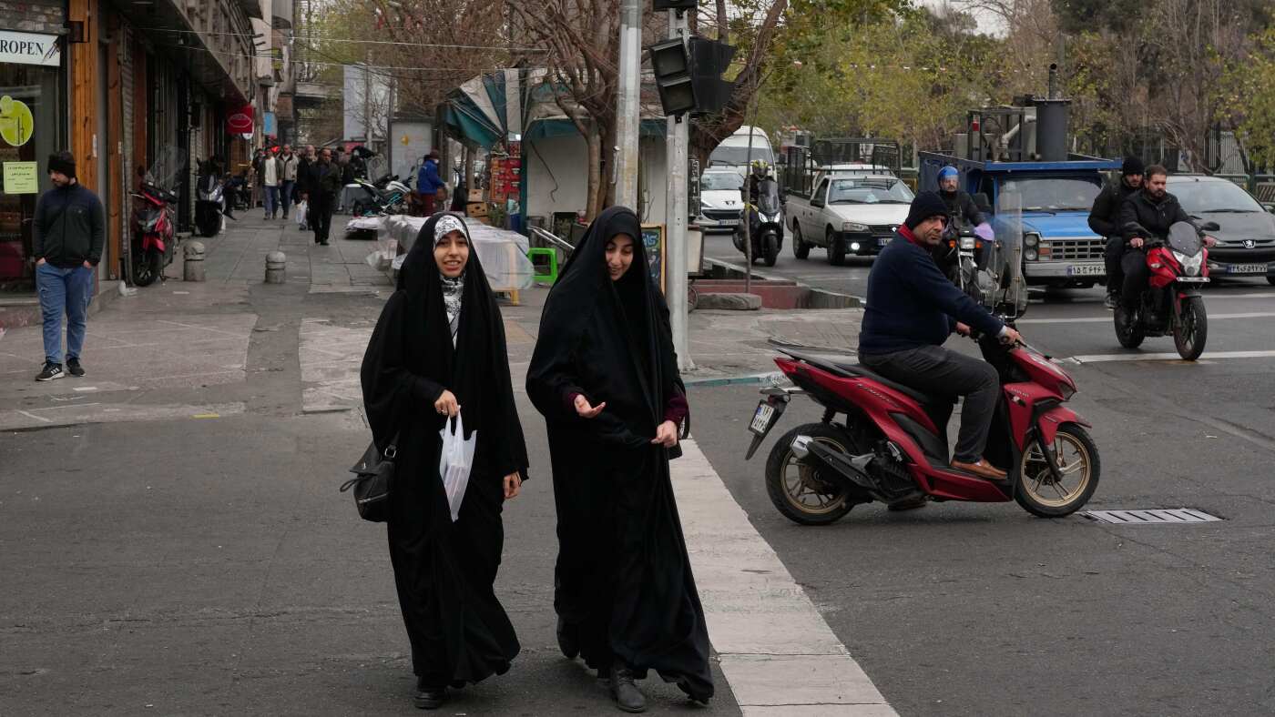 Iran’s protests seem smothered; U.S. puts new sanctions : NPR