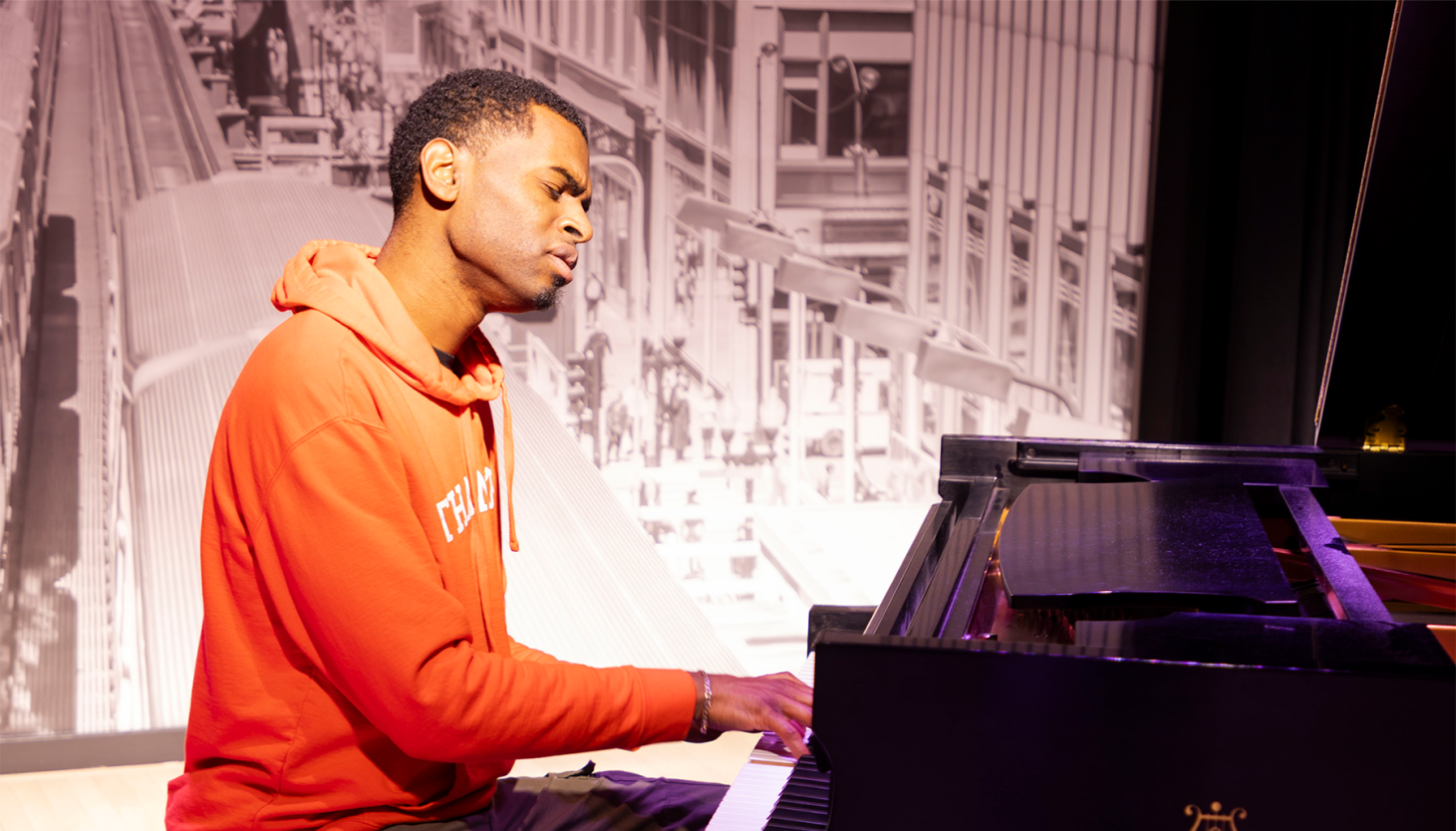 Chicago pianist Julian Davis Reid performs live from WBEZ’s Studio 10