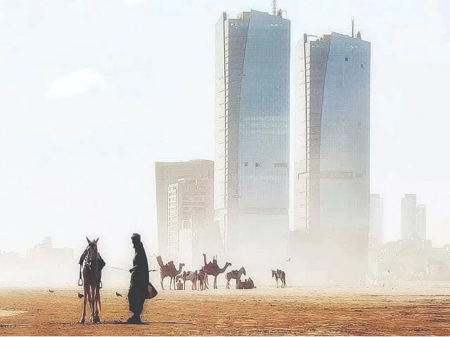 PMD issues early warning as western system brings strong winds to Sindh