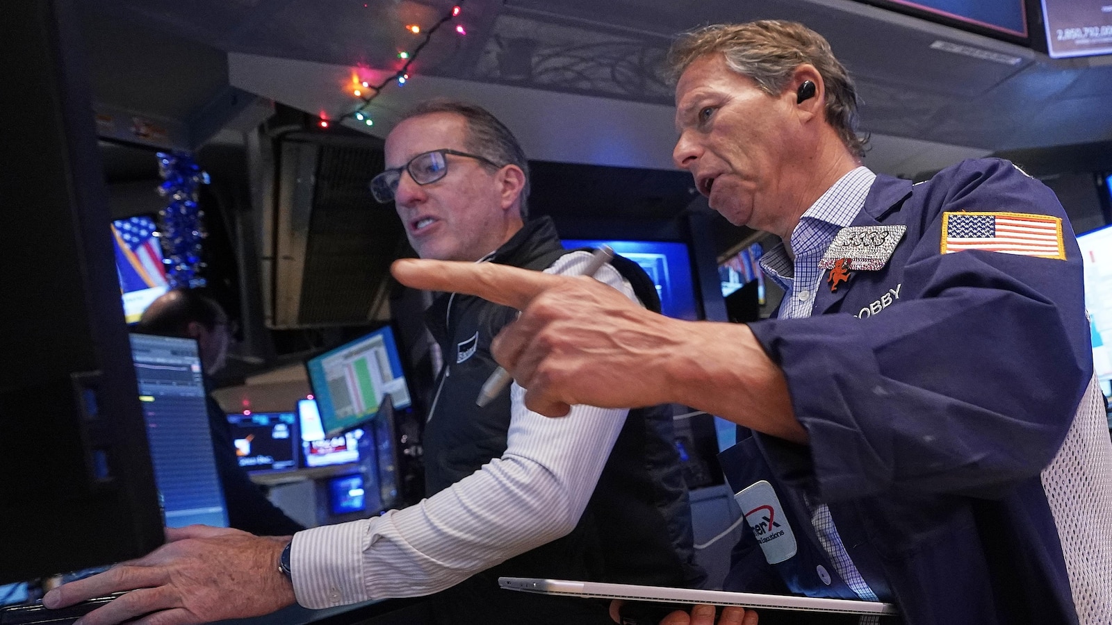 Wall Street ticks lower in light trading ahead of the final opening bell of 2025