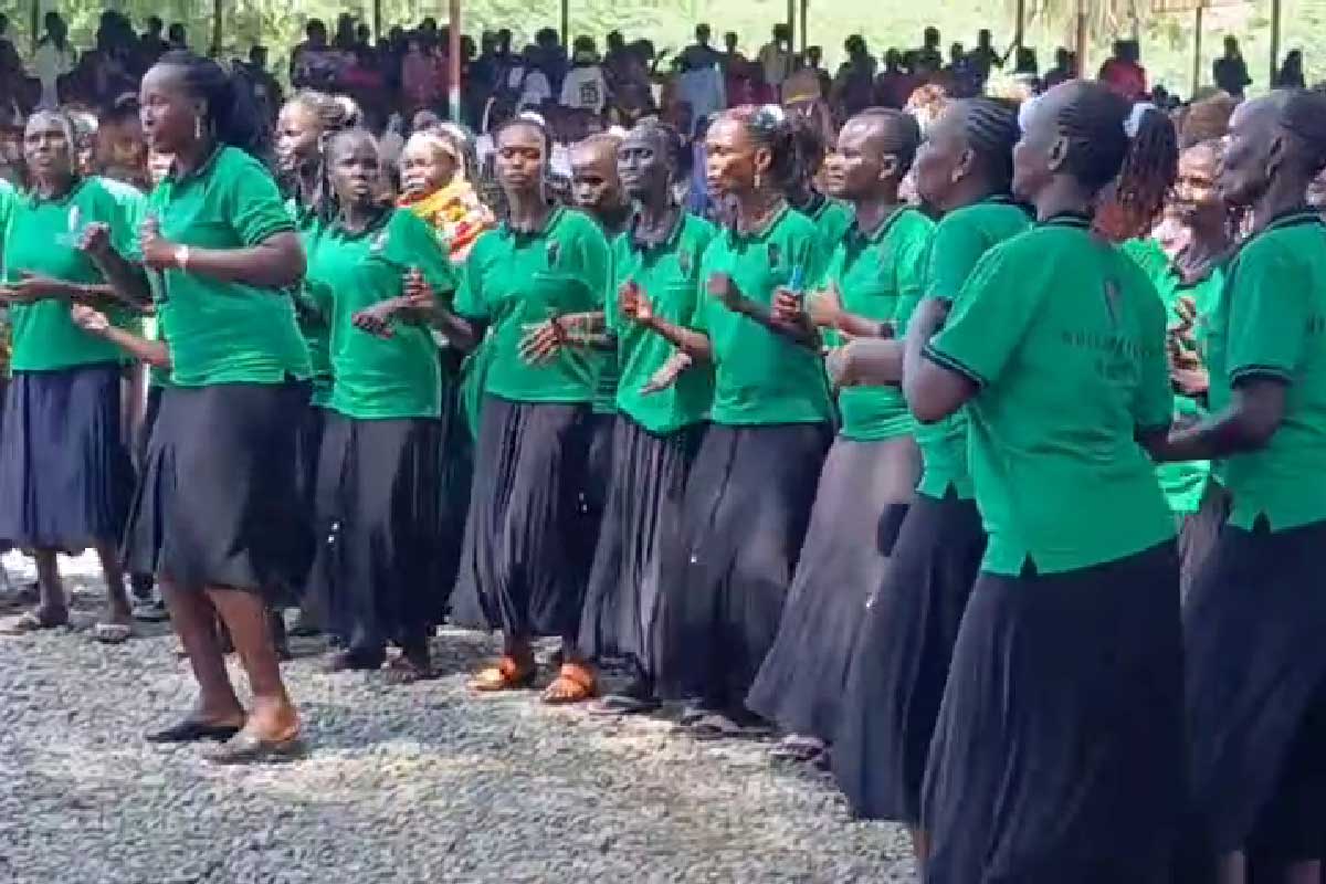 “Singing is praying” – how a choir in Turkana, Kenya, spread the word about immunisation