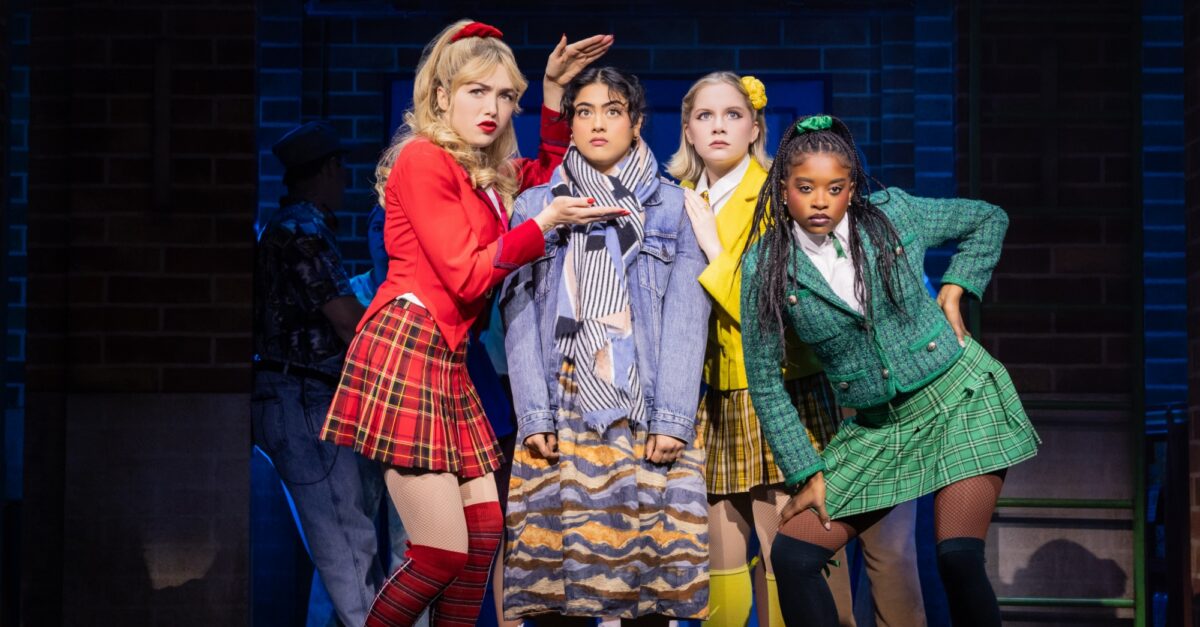 Photos: Peyton List Terrorizes Off-Broadway in Heathers