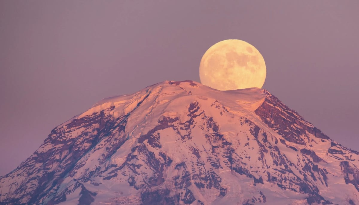 How to watch February’s full snow moon this weekend