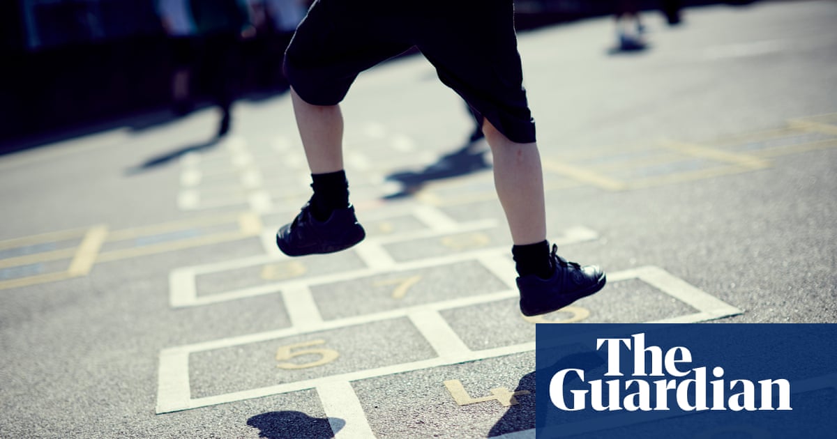 Fast-spreading measles outbreak takes hold among under-10s in north London | MMR