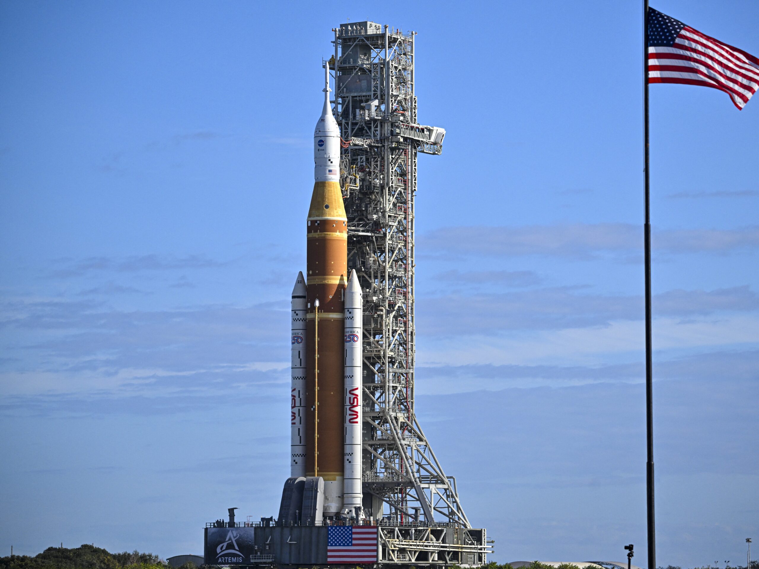 NASA eyes March 6 to launch 4 astronauts to the moon on Artemis II mission