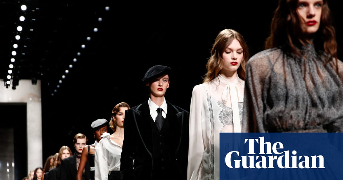 Dolce & Gabbana reaffirms brand’s identity with achromatics in Milan | Milan fashion week