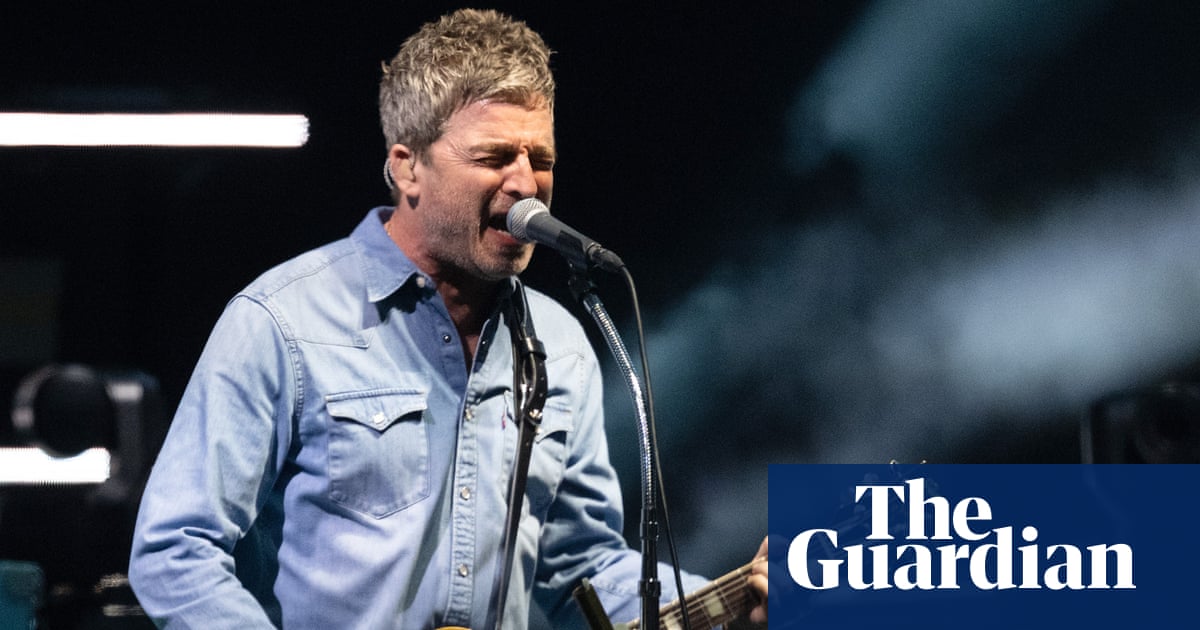 Levi’s sales grow in UK as celebrities drive denim revival | Fashion