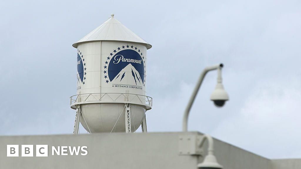 Netflix drops bid for Warner Bros, clearing way for Paramount takeover – BBC