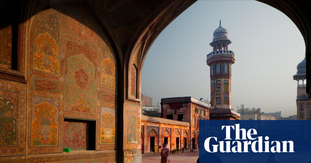 Rebel English Academy by Mohammed Hanif review – a sure-fire Booker contender | Fiction