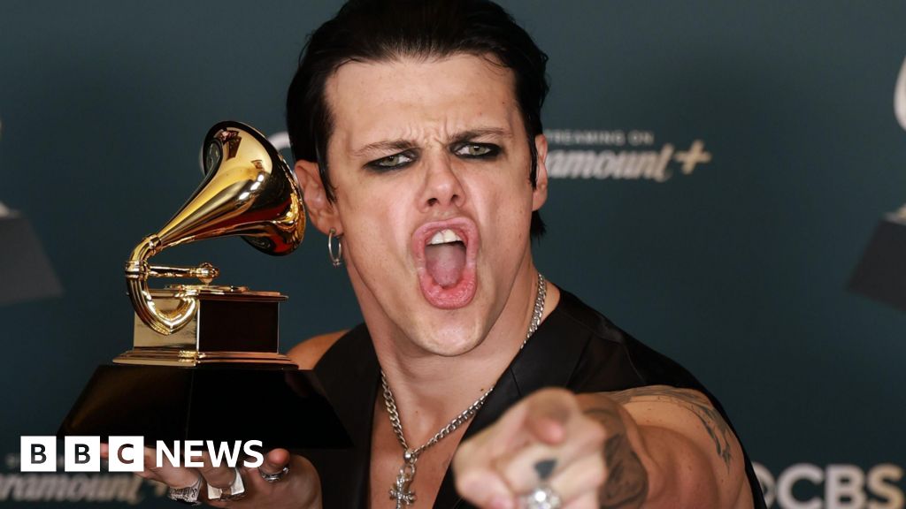 Winners and nominees at the 2026 Grammy Awards – updating live – BBC