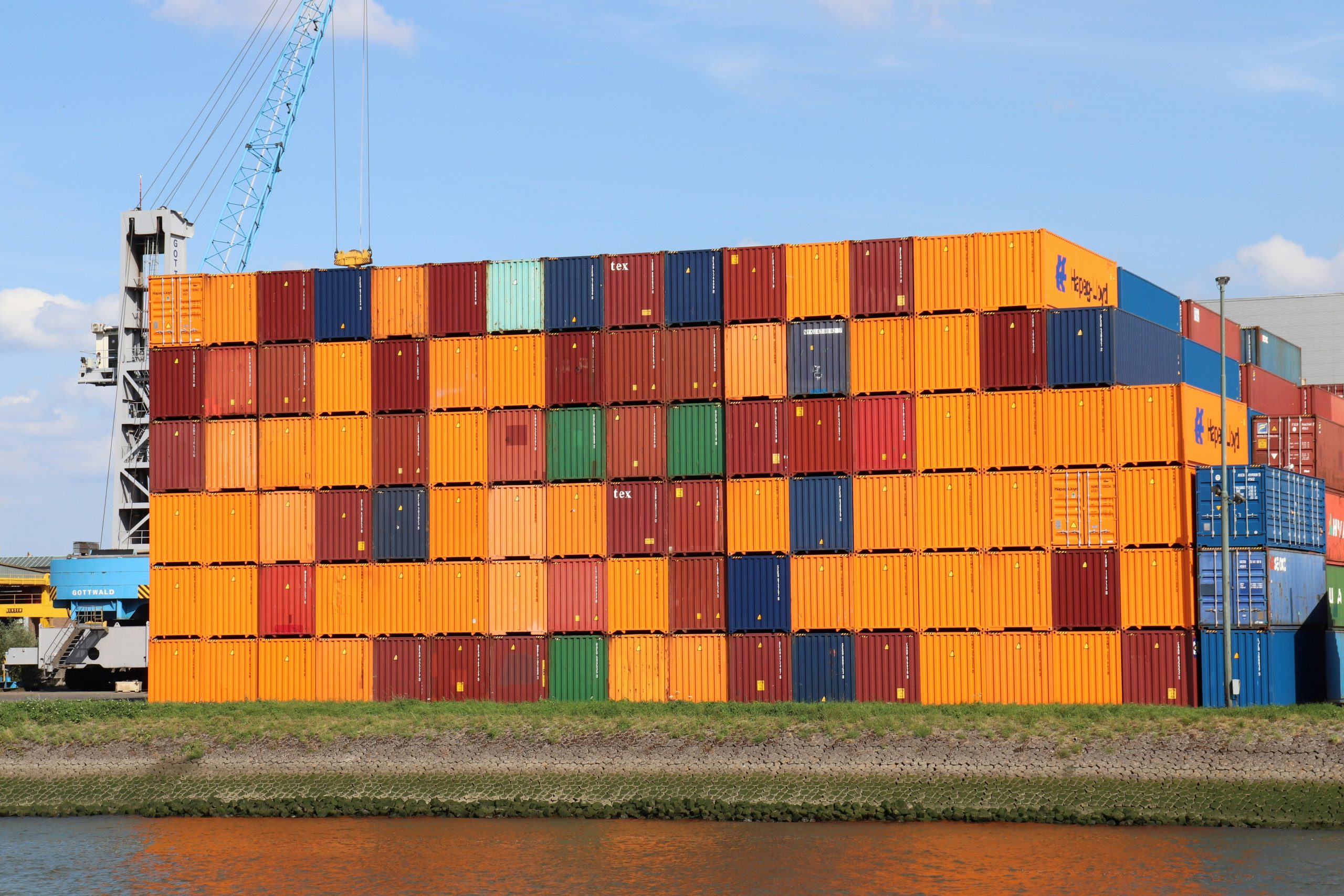 The hunt for truly zero-CVE container images