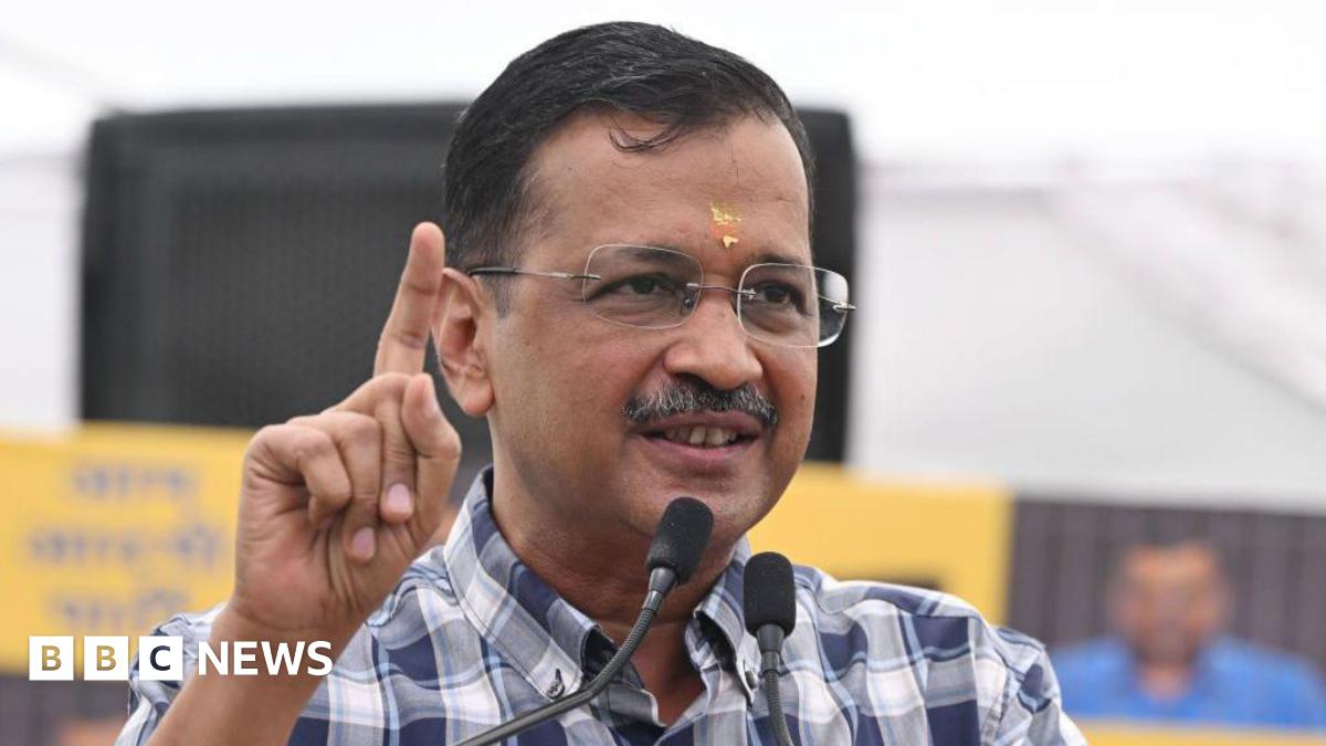 Arvind Kejriwal: Indian court closes corruption case against former Delhi chief minister