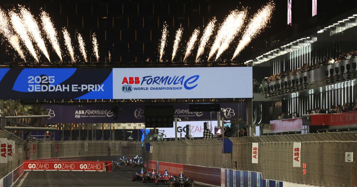7 iconic Formula E moments from racing in Saudi Arabia
