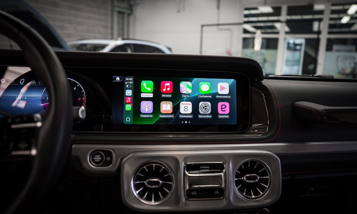 Apple Opens CarPlay to AI Rivals Following Driver Demand