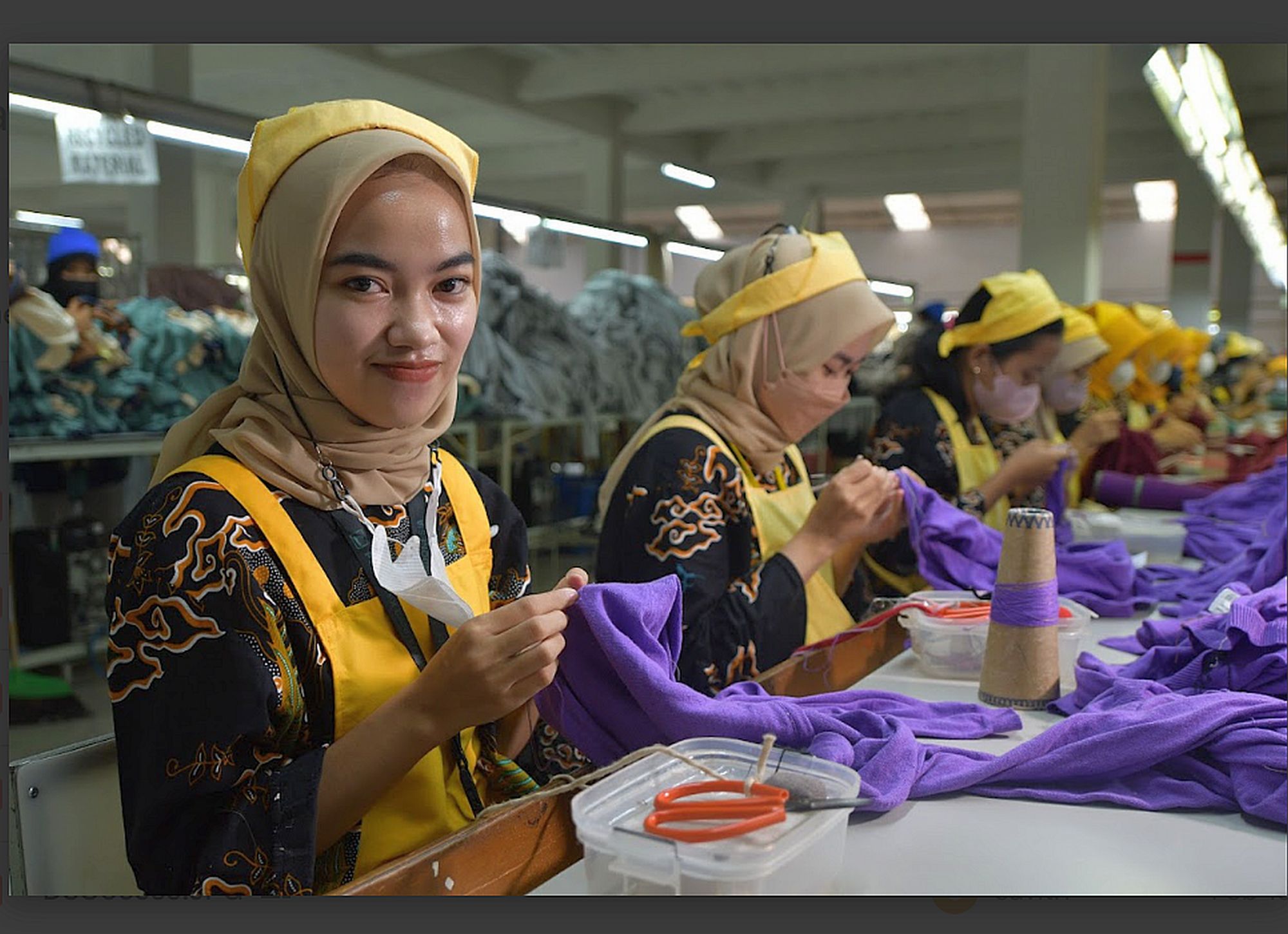 Adapting to Change: Updated Fixed-term Employment Contract Guidance for Indonesia’s competitive garment industry