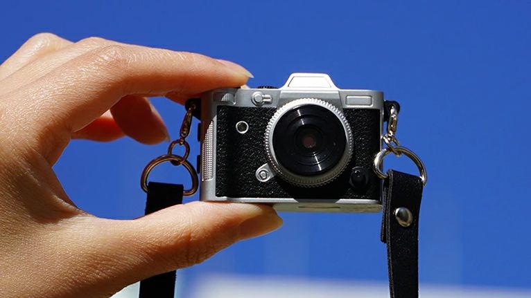 Look out, Kodak – the Haru Mini Retro is coming after your compact camera keyrings!
