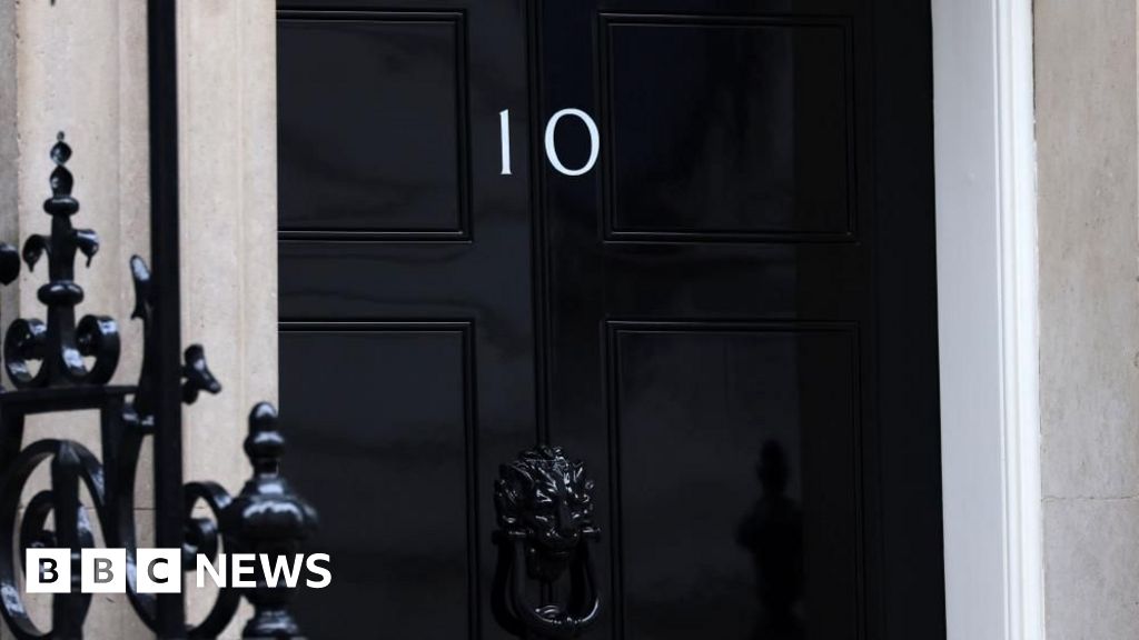 Tim Allan: Who is the latest No 10 departure under Keir Starmer? – BBC