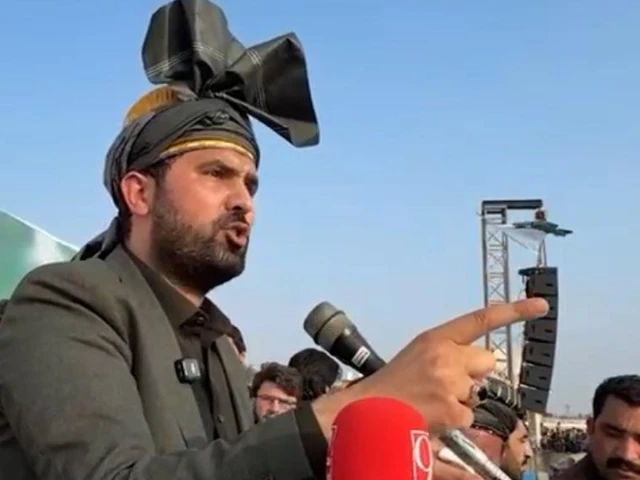 Afridi signals march on Islamabad over Tirah