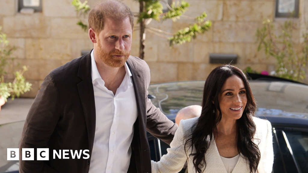 Harry and Meghan arrive in the Middle East for summit on refugees' needs – BBC